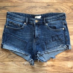 H&M DARK WASH JEAN SHORTS